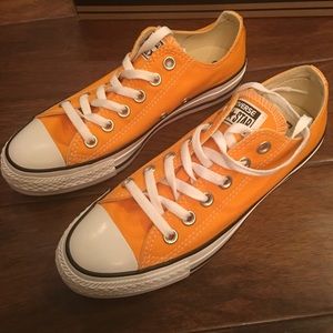 converse orange ray